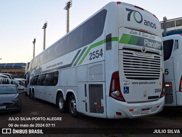Planalto Transportes 2554 na cidade de Porto Alegre, Rio Grande do Sul, Brasil, por JULIO SILVA. ID da foto: 12076390.