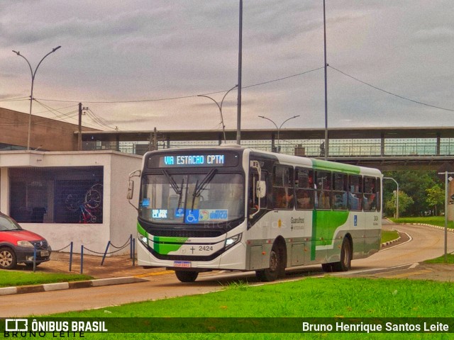 Empresa de Ônibus Vila Galvão 2424 na cidade de Guarulhos, São Paulo, Brasil, por Bruno Henrique Santos Leite. ID da foto: 12078360.