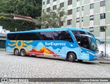 Sur Express 563 na cidade de Petrópolis, Rio de Janeiro, Brasil, por Gustavo Esteves Saurine. ID da foto: :id.