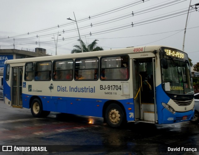 Via Loc BJ-91704 na cidade de Belém, Pará, Brasil, por David França. ID da foto: 12079778.