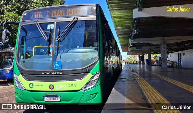 Metrobus 1202 na cidade de Goiânia, Goiás, Brasil, por Carlos Júnior. ID da foto: 12080327.