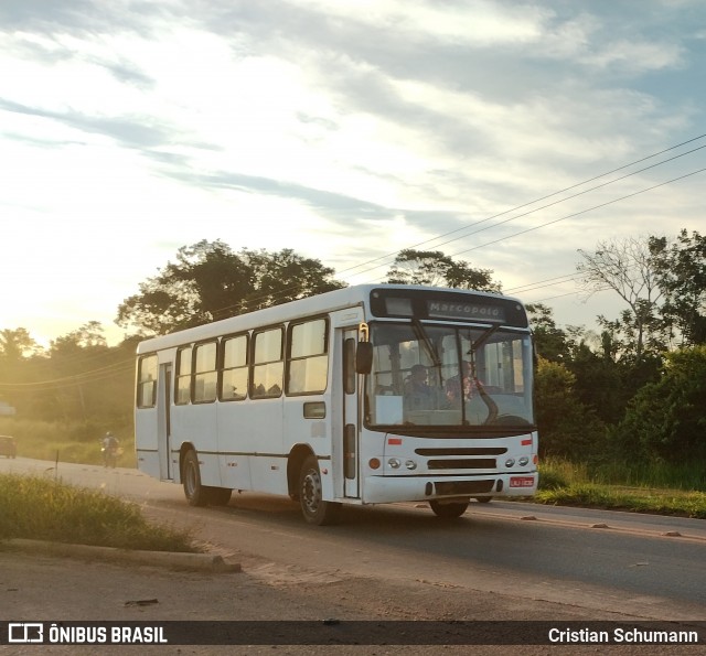 Ônibus Particulares 1836 na cidade de Alta Floresta, Mato Grosso, Brasil, por Cristian Schumann. ID da foto: 12079244.