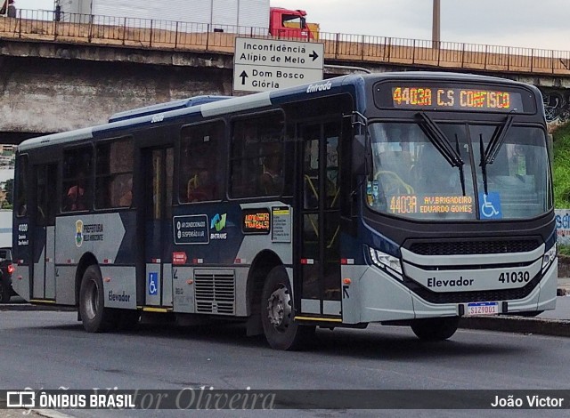 Urca Auto Ônibus 41030 na cidade de Belo Horizonte, Minas Gerais, Brasil, por João Victor. ID da foto: 12080781.