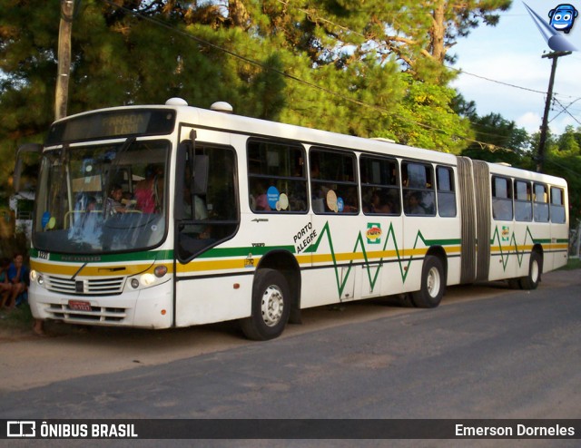 Sudeste Transportes Coletivos 3221 na cidade de Porto Alegre, Rio Grande do Sul, Brasil, por Emerson Dorneles. ID da foto: 12079254.