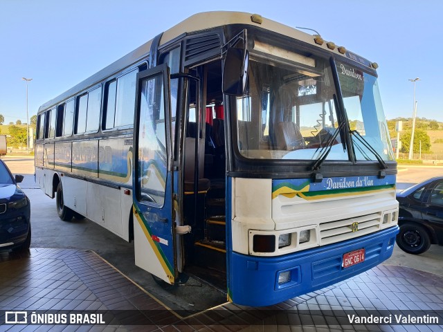 Ônibus Particulares 1509 na cidade de Ribeirão Vermelho, Minas Gerais, Brasil, por Vanderci Valentim. ID da foto: 12080258.