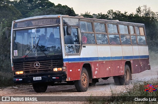 Ônibus Particulares BWE8324 na cidade de São Thomé das Letras, Minas Gerais, Brasil, por Claudio Luiz. ID da foto: 12080386.