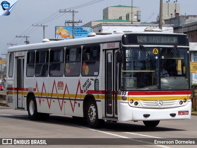 SOPAL - Sociedade de Ônibus Porto-Alegrense Ltda. 6695 na cidade de Porto Alegre, Rio Grande do Sul, Brasil, por Emerson Dorneles. ID da foto: 12079309.