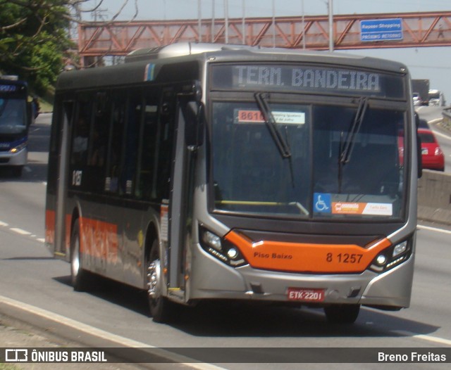 TRANSPPASS - Transporte de Passageiros 8 1257 na cidade de São Paulo, São Paulo, Brasil, por Breno Freitas. ID da foto: 12082926.