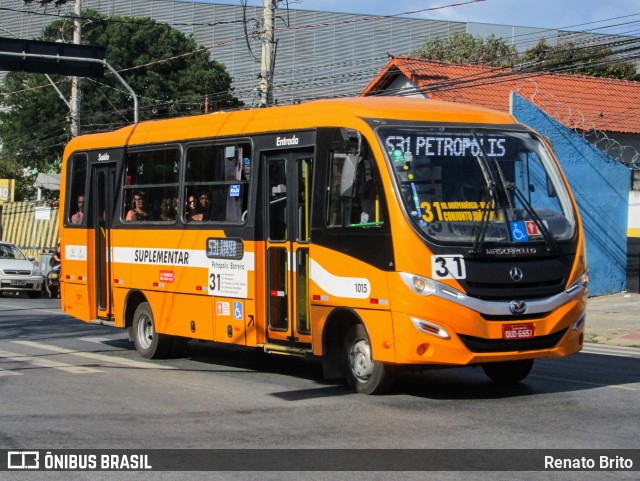Transporte Suplementar de Belo Horizonte 1015 na cidade de Belo Horizonte, Minas Gerais, Brasil, por Renato Brito. ID da foto: 12082234.