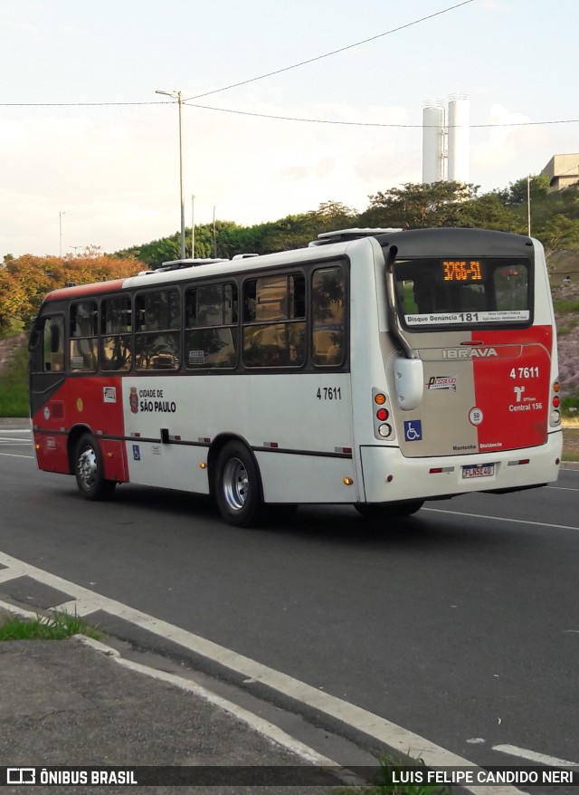 Pêssego Transportes 4 7611 na cidade de São Paulo, São Paulo, Brasil, por LUIS FELIPE CANDIDO NERI. ID da foto: 12081856.