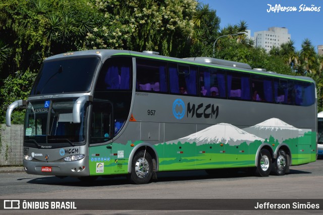 MCCM Transportes 957 na cidade de Curitiba, Paraná, Brasil, por Jefferson Simões. ID da foto: 12082578.