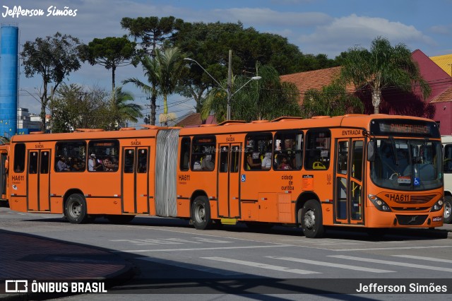 Auto Viação Redentor HA611 na cidade de Curitiba, Paraná, Brasil, por Jefferson Simões. ID da foto: 12082354.