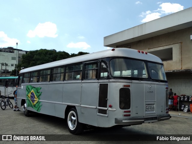 Ônibus Particulares 11 na cidade de Juiz de Fora, Minas Gerais, Brasil, por Fábio Singulani. ID da foto: 12081469.