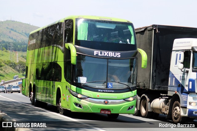 FlixBus Transporte e Tecnologia do Brasil 421303 na cidade de Aparecida, São Paulo, Brasil, por Rodrigo Barraza. ID da foto: 12082446.
