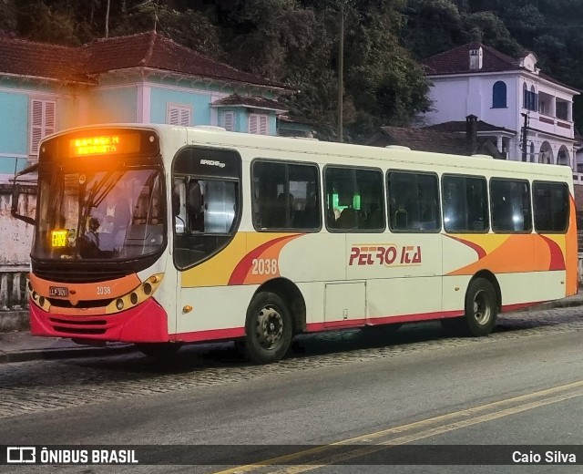 Petro Ita Transportes Coletivos de Passageiros 2038 na cidade de Petrópolis, Rio de Janeiro, Brasil, por Caio Silva. ID da foto: 12081724.