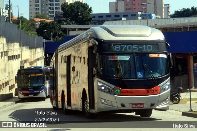 TRANSPPASS - Transporte de Passageiros 8 1370 na cidade de Osasco, São Paulo, Brasil, por Ítalo Silva. ID da foto: 12081696.