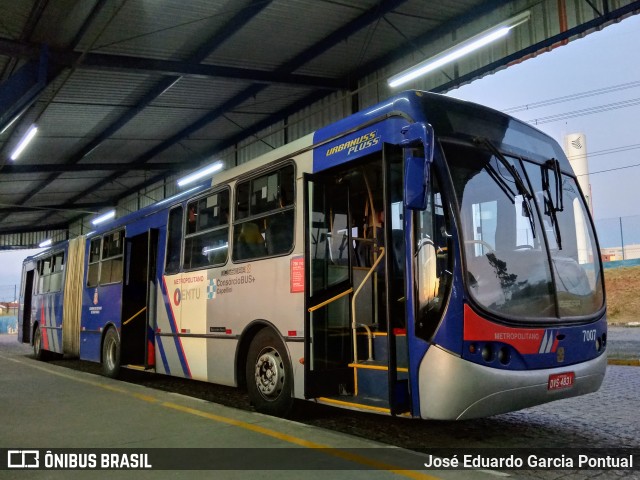 Transportes Capellini 7007 na cidade de Monte Mor, São Paulo, Brasil, por José Eduardo Garcia Pontual. ID da foto: 12082137.