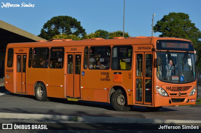 Auto Viação Redentor HA005 na cidade de Curitiba, Paraná, Brasil, por Jefferson Simões. ID da foto: 12082422.