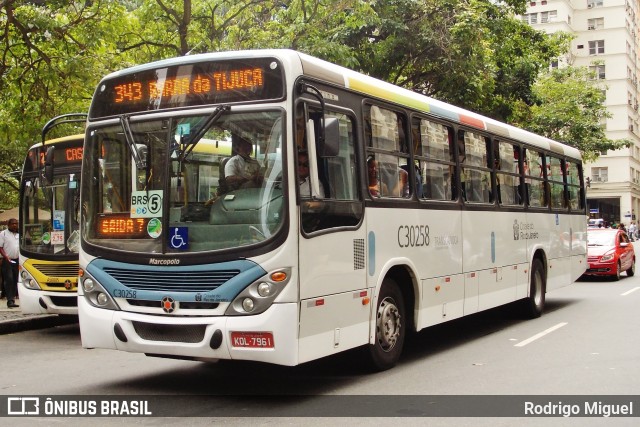 Transportes Futuro C30258 na cidade de Rio de Janeiro, Rio de Janeiro, Brasil, por Rodrigo Miguel. ID da foto: 12082772.