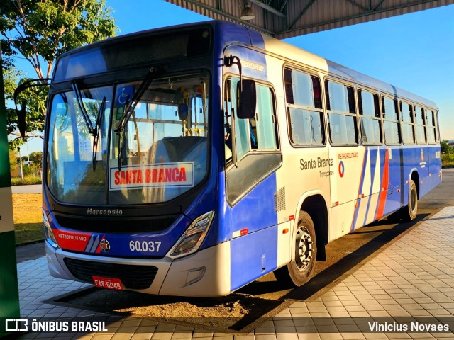 Santa Branca Transportes 60.037 na cidade de Jacareí, São Paulo, Brasil, por Vinicius Novaes. ID da foto: 12081594.