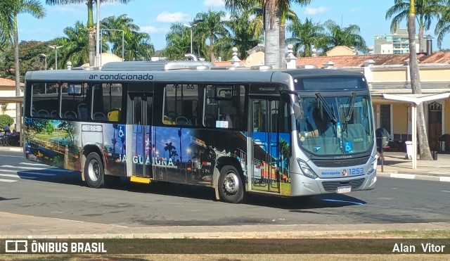 Expresso Metrópolis Transportes e Viagens 1253 na cidade de Jaguariúna, São Paulo, Brasil, por Alan  Vitor. ID da foto: 12084207.