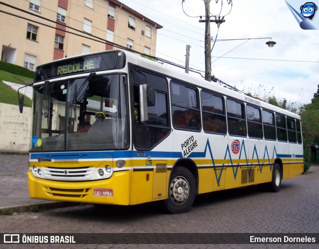 Trevo Transportes Coletivos 1188 na cidade de Porto Alegre, Rio Grande do Sul, Brasil, por Emerson Dorneles. ID da foto: 12083595.