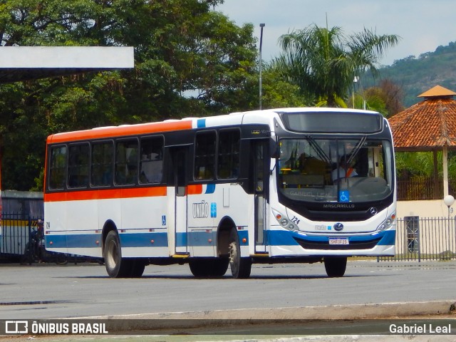 Expresso União 724 na cidade de Formiga, Minas Gerais, Brasil, por Gabriel Leal. ID da foto: 12084490.