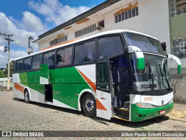 Ônibus Particulares 3000 na cidade de Natividade, Rio de Janeiro, Brasil, por Ailton Paulo Schott Conceição. ID da foto: 12083379.