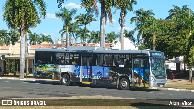 Expresso Metrópolis Transportes e Viagens 1253 na cidade de Jaguariúna, São Paulo, Brasil, por Alan  Vitor. ID da foto: 12084213.