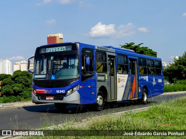 Transportes Capellini 19.042 na cidade de Campinas, São Paulo, Brasil, por José Eduardo Garcia Pontual. ID da foto: 12083628.