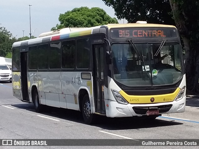 Real Auto Ônibus A41125 na cidade de Rio de Janeiro, Rio de Janeiro, Brasil, por Guilherme Pereira Costa. ID da foto: 12084806.