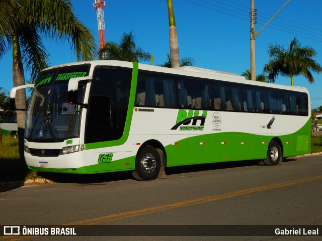NH Transportes 550 na cidade de Arcos, Minas Gerais, Brasil, por Gabriel Leal. ID da foto: 12084518.