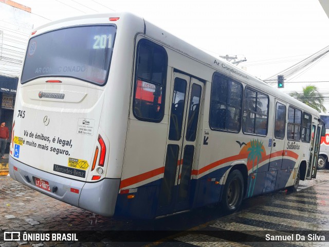Auto Viação Salineira 745 na cidade de Araruama, Rio de Janeiro, Brasil, por Samuel Da Silva. Número da foto: #13296424.