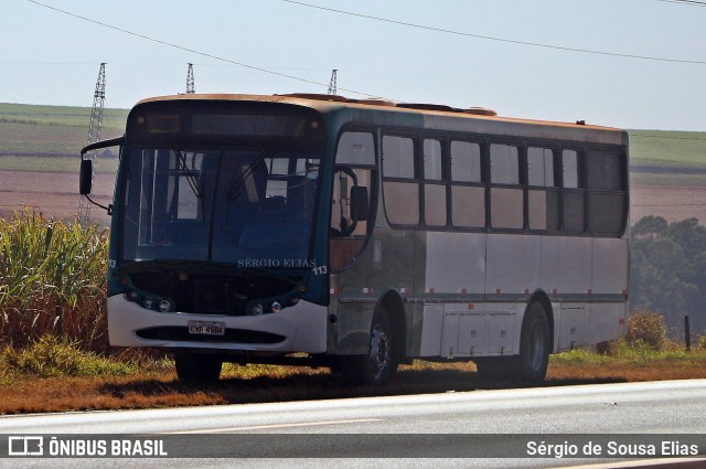 Ônibus Particulares 113 na cidade de Barrinha, São Paulo, Brasil, por Sérgio de Sousa Elias. Número da foto: #13299541.