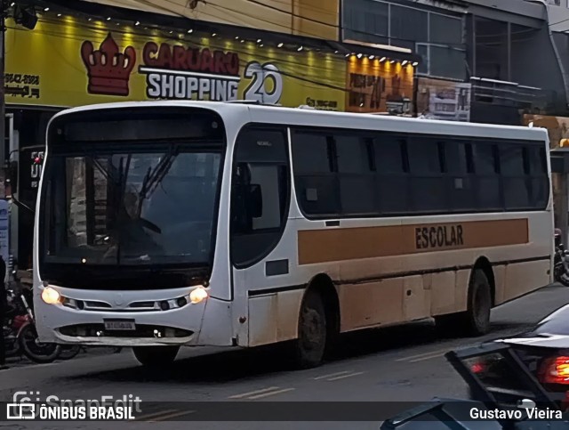 Escolares DTC5B35 na cidade de Nossa Senhora da Glória, Sergipe, Brasil, por Gustavo Vieira. Número da foto: #13296484.