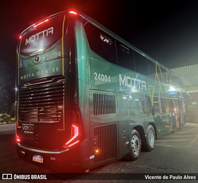 Viação Motta 24004 na cidade de Itaúna, Minas Gerais, Brasil, por Vicente de Paulo Alves. Número da foto: #13301221.