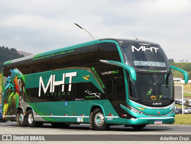 MHT Turismo 2220 na cidade de Aparecida, São Paulo, Brasil, por Adailton Cruz. Número da foto: #13308919.