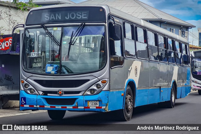 Buses Guadalupe 18 na cidade de San José, San José, Costa Rica, por Andrés Martínez Rodríguez. Número da foto: #13307071.