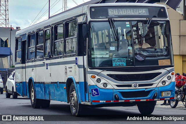 Buses Guadalupe 33 na cidade de San José, San José, Costa Rica, por Andrés Martínez Rodríguez. Número da foto: #13310208.