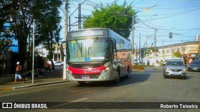 Allibus Transportes 4 5215 na cidade de São Paulo, São Paulo, Brasil, por Roberto Teixeira. Número da foto: #13314439.