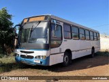 Ônibus Particulares 0249 na cidade de Sertânia, Pernambuco, Brasil, por José Roberto. Número da foto: #13313973.
