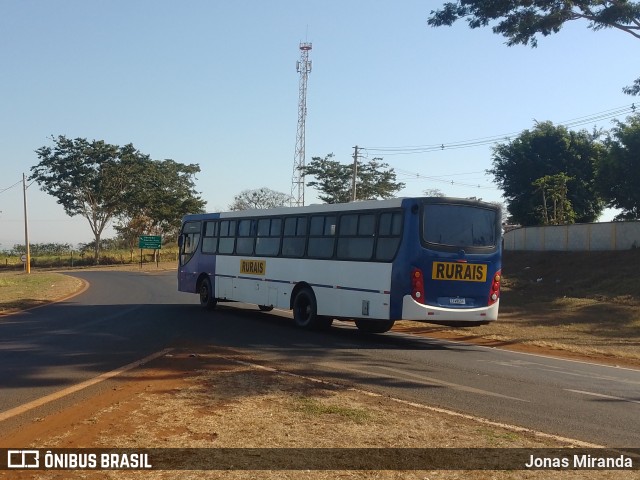 Ônibus Particulares RURAIS na cidade de Igarapava, São Paulo, Brasil, por Jonas Miranda. Número da foto: #13318510.