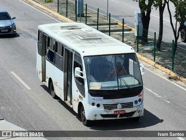 Ônibus Particulares 7879 na cidade de Fortaleza, Ceará, Brasil, por Ivam Santos. Número da foto: #13316801.
