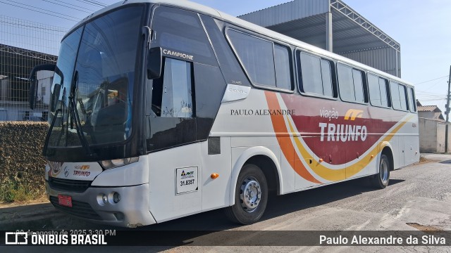 Viação Triunfo 40004 na cidade de Matozinhos, Minas Gerais, Brasil, por Paulo Alexandre da Silva. Número da foto: #13320335.