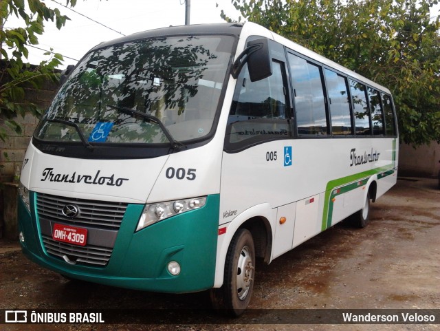Transveloso 005 na cidade de Ouro Preto, Minas Gerais, Brasil, por Wanderson Veloso. Número da foto: #13324268.