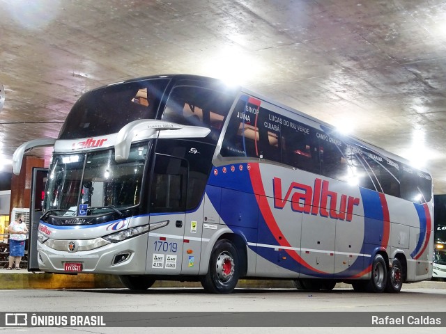 Valtur Turismo - Constantina Turismo Ltda(RS) 17019 na cidade de Cuiabá, Mato Grosso, Brasil, por Rafael Caldas. Número da foto: #13325358.