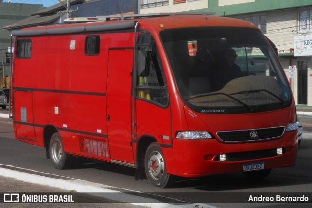 Motorhomes 5922 na cidade de Tramandaí, Rio Grande do Sul, Brasil, por Andreo Bernardo. Número da foto: #13325953.