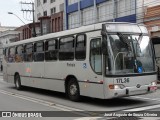 Expresso Azul 17L36 na cidade de Curitiba, Paraná, Brasil, por José Augusto de Souza Oliveira. Número da foto: #13326640.