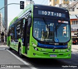 Sambaíba Transportes Urbanos 2 1102 na cidade de Curitiba, Paraná, Brasil, por Hipólito Rodrigues. Número da foto: #13327618.