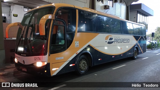 Viação Progresso 32174 na cidade de Volta Redonda, Rio de Janeiro, Brasil, por Hélio  Teodoro. Número da foto: #13327838.
